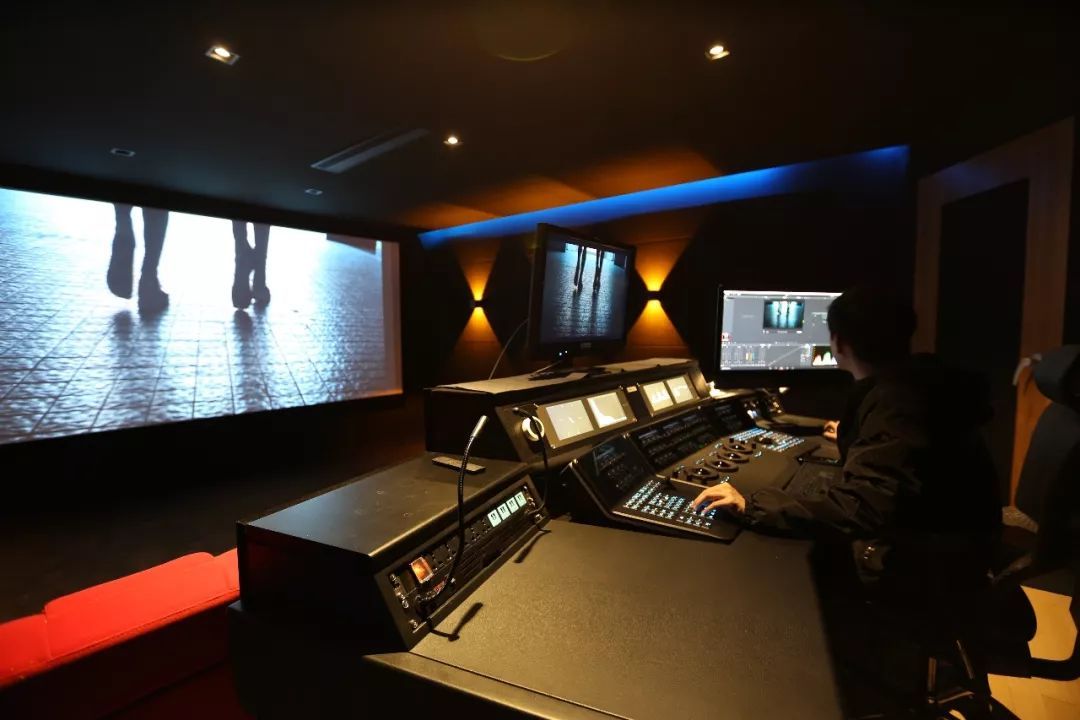 RGBworks Studio用DaVinci Resolve軟件及調(diào)色臺(tái)打造多套高端調(diào)色系統(tǒng)和培訓(xùn)中心